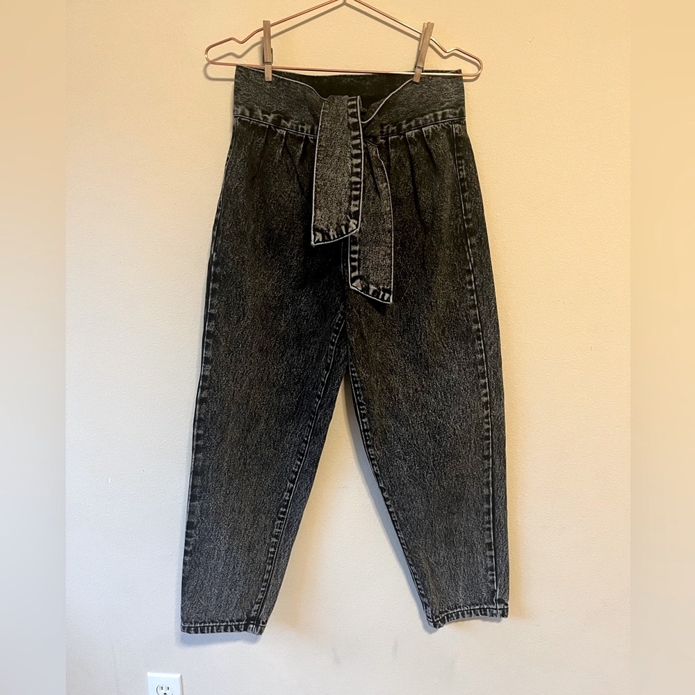 BlankNyc When in Rome jeans size 26 *cross-listed* - Picture 3 of 8